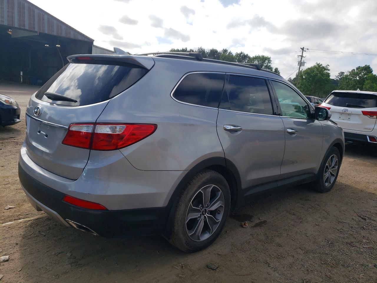 2015 Hyundai Santa Fe Gls - Image 3