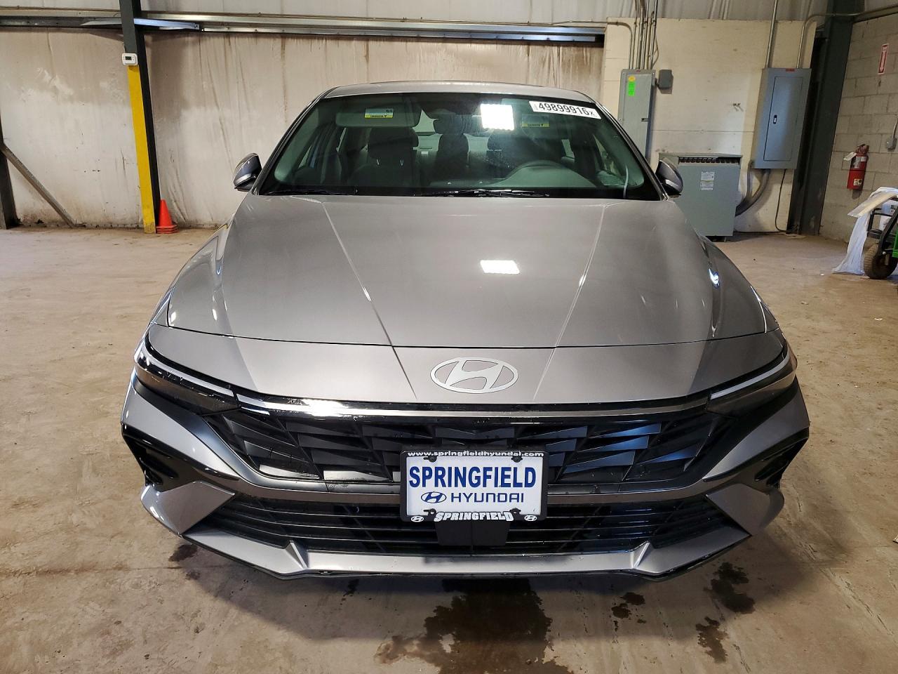 2025 Hyundai Elantra Sel - Image 5