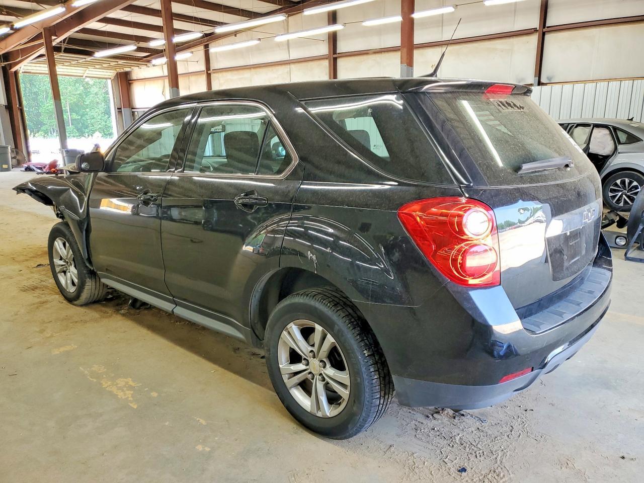2010 Chevrolet Equinox Ls - Image 2