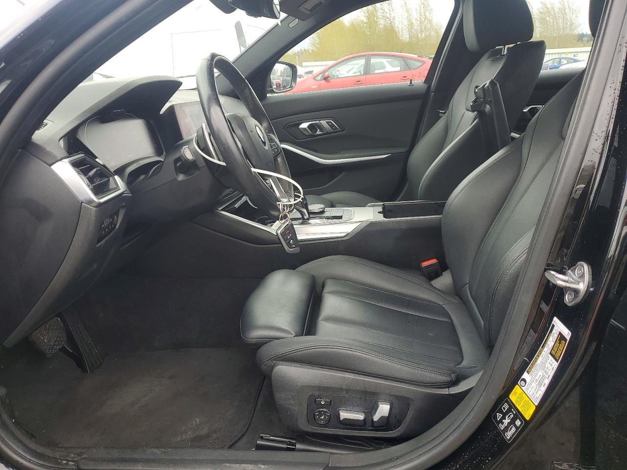2019 BMW 330Xi - Фото 7
