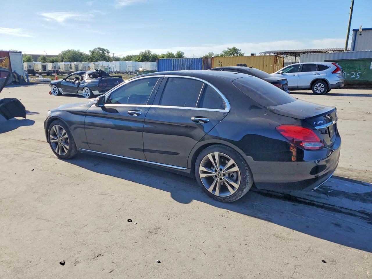 2017 Mercedes-Benz C 300 - Фото 2
