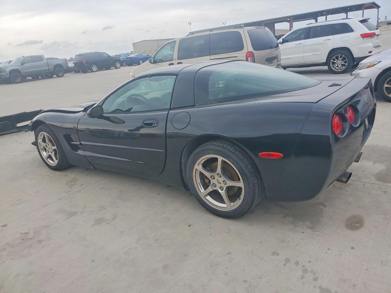 2001 Chevrolet Corvette - Image 2