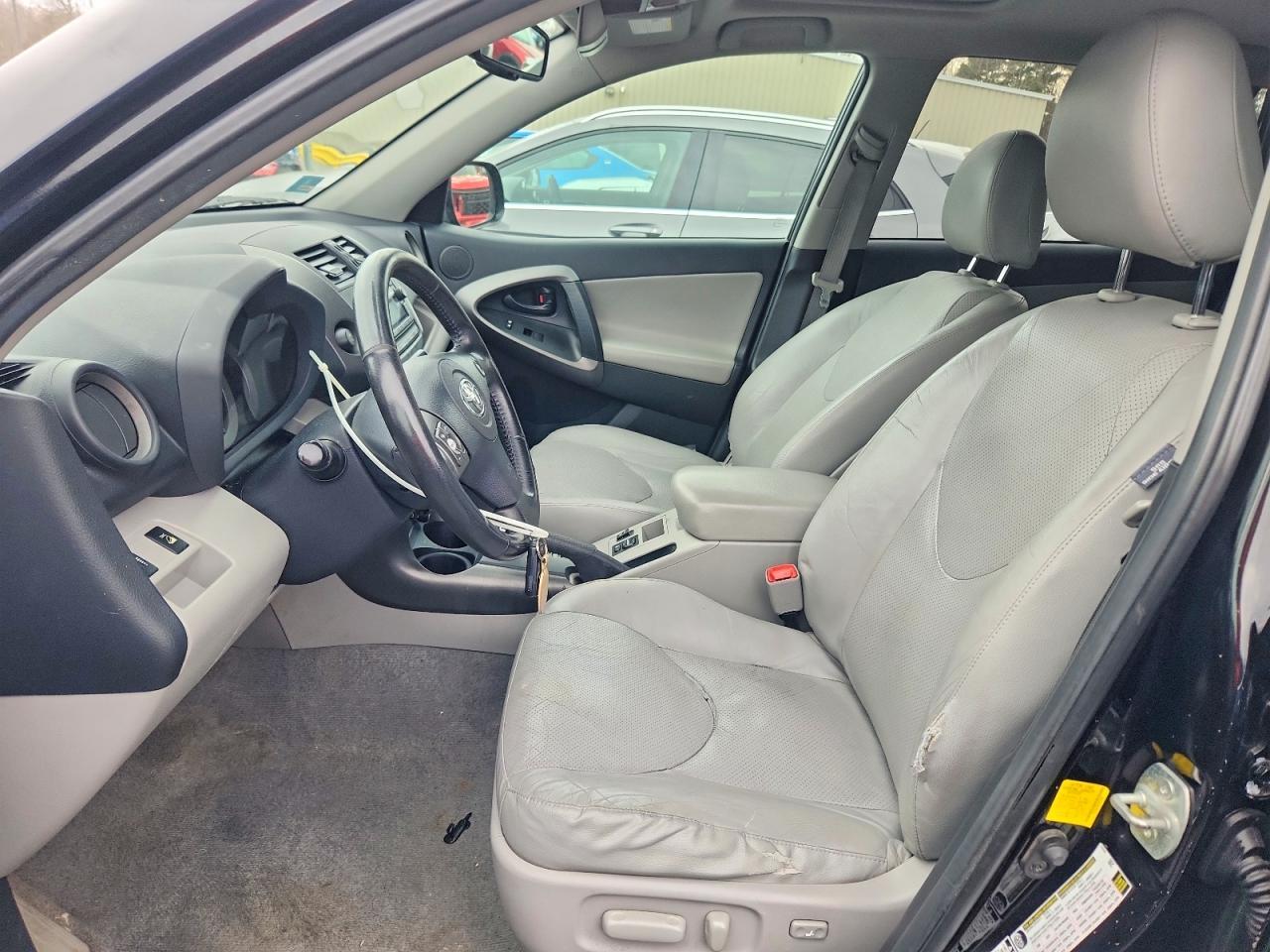2012 Toyota Rav 4 - Image 7