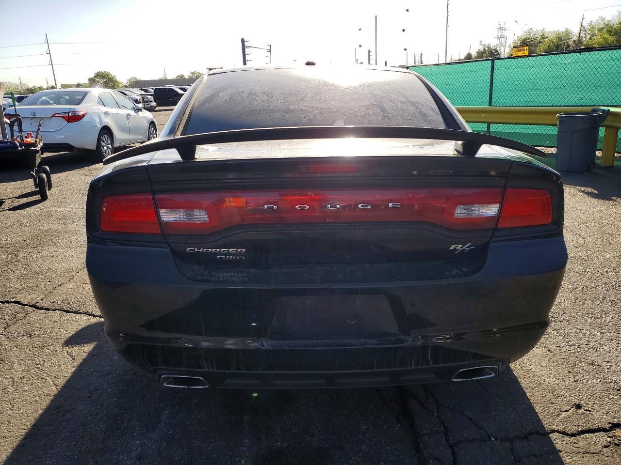 2013 Dodge Charger R - Image 6