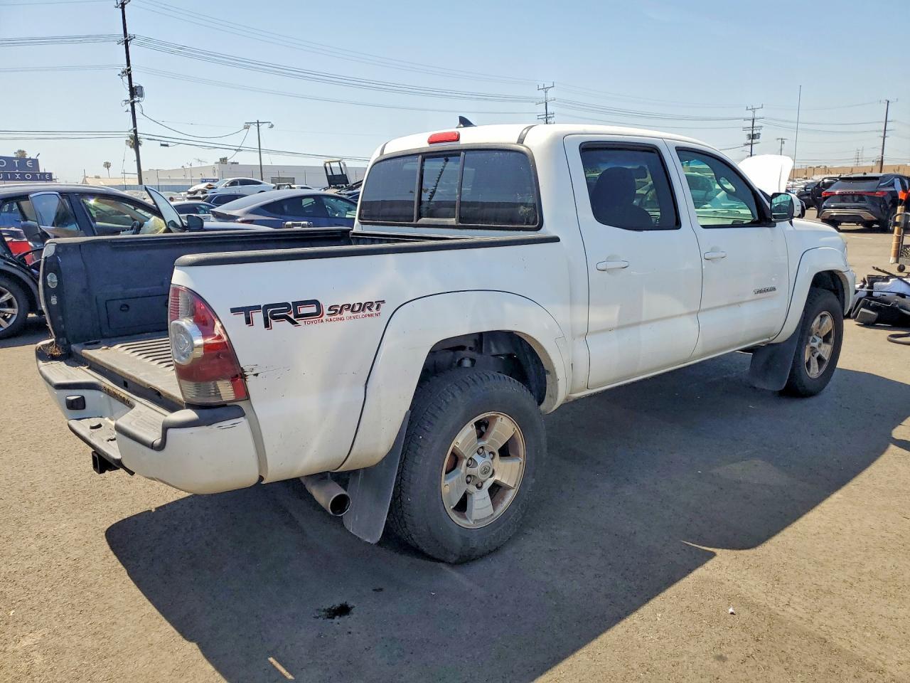 2014 Toyota Tacoma Prerunner V6 - Фото 3