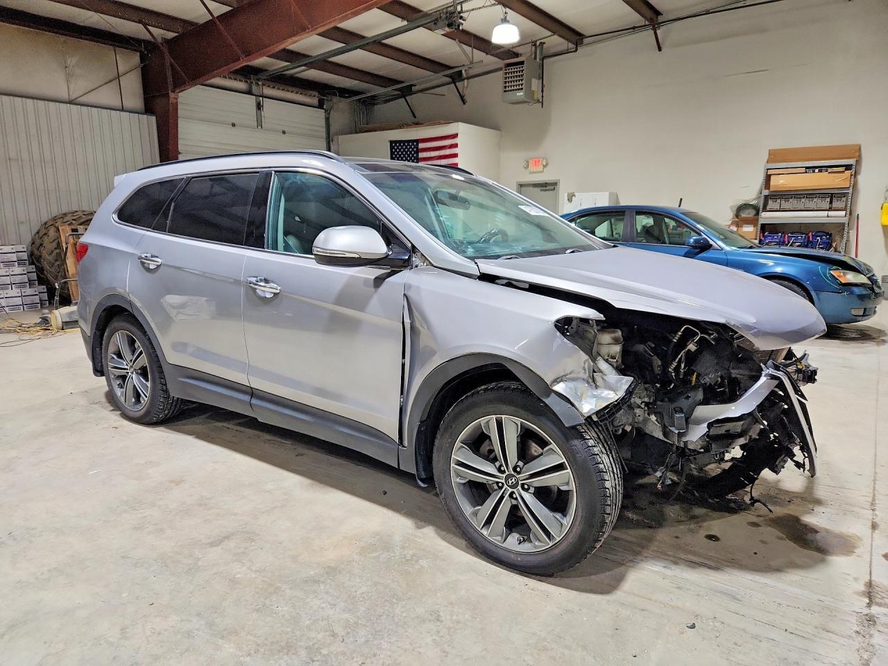 2015 Hyundai Santa Fe Limited - Image 4