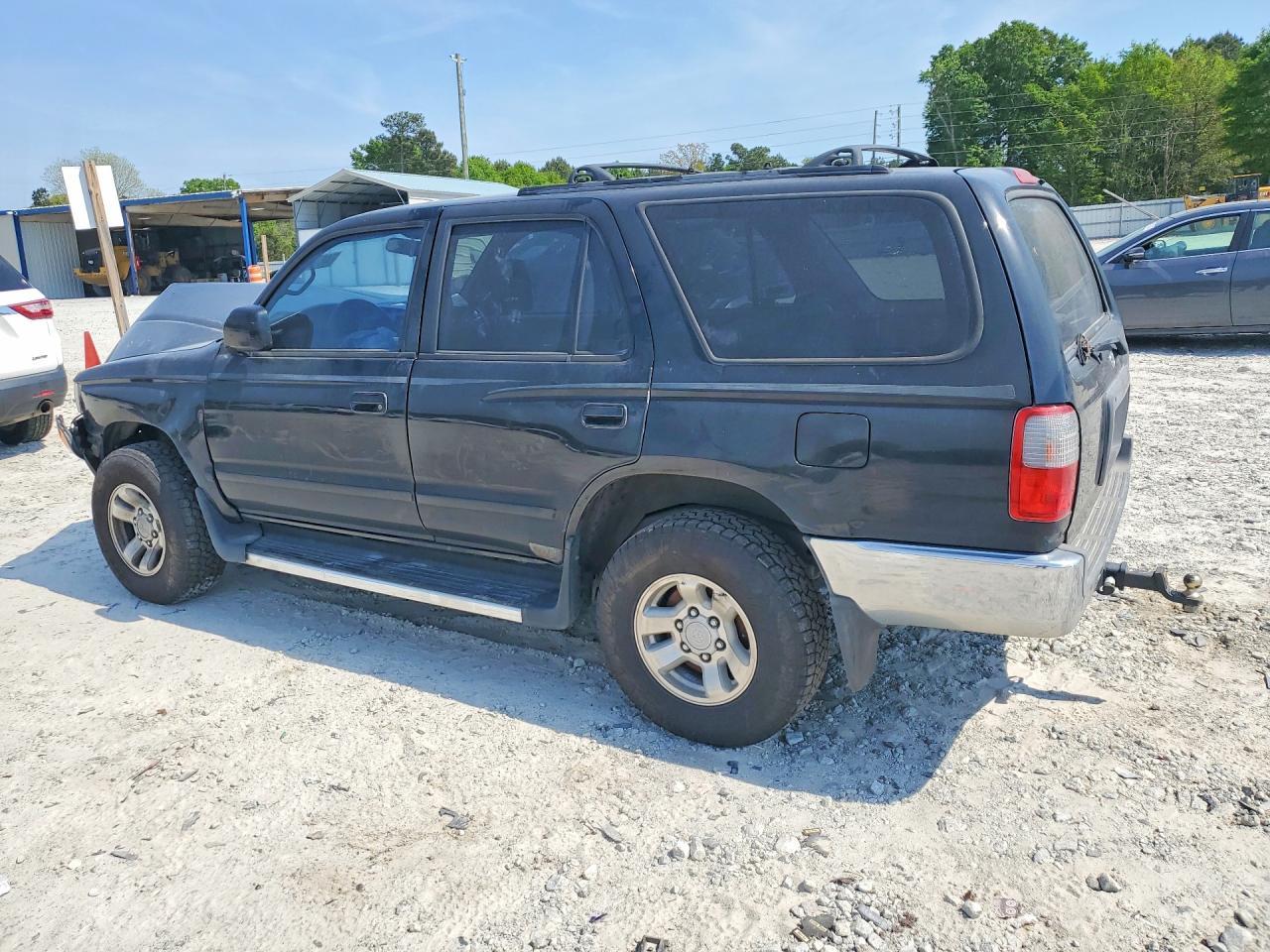2000 Toyota 4Runner Sr5 - Image 2