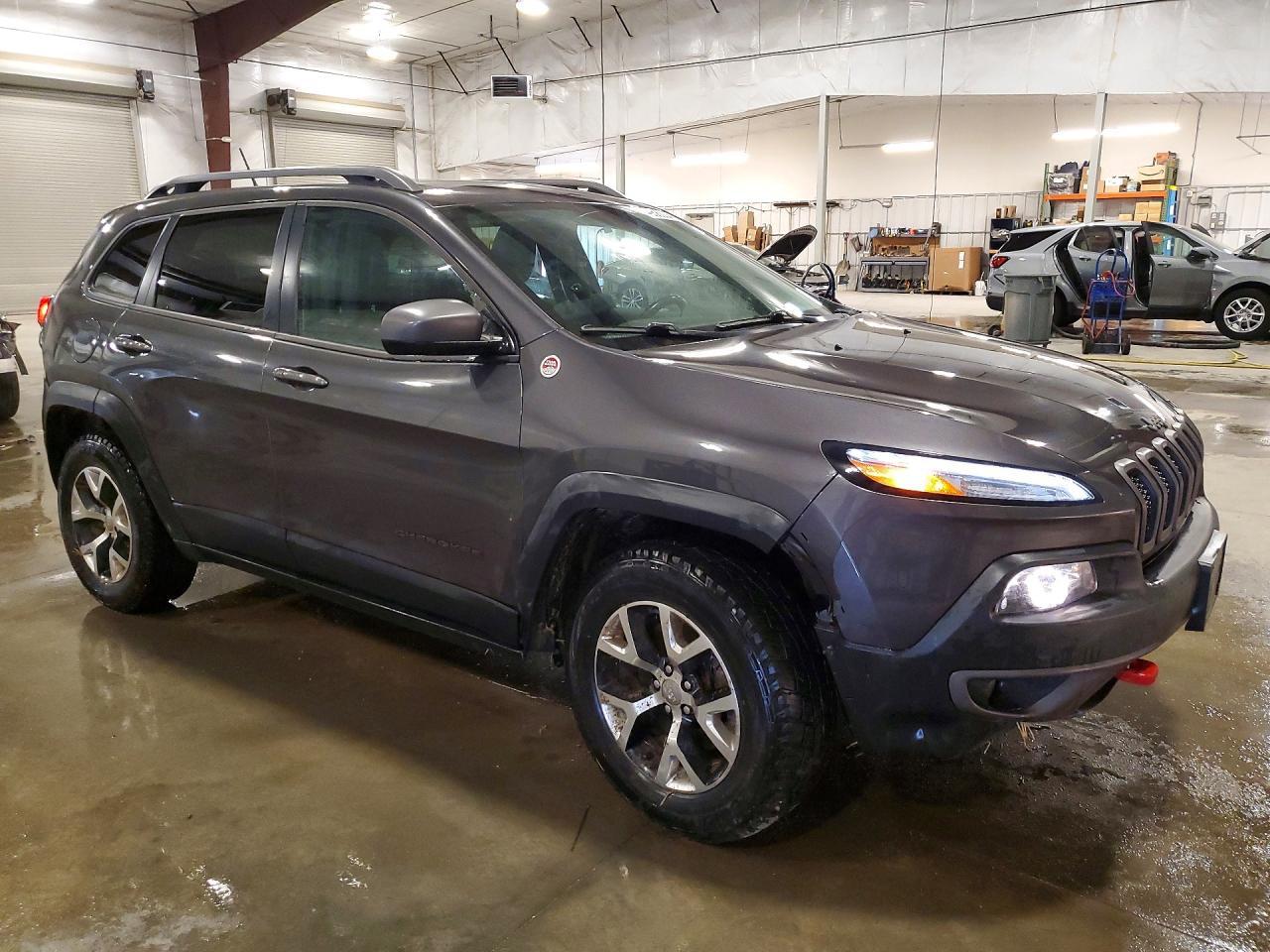2015 Jeep Cherokee Trailhawk - Фото 4