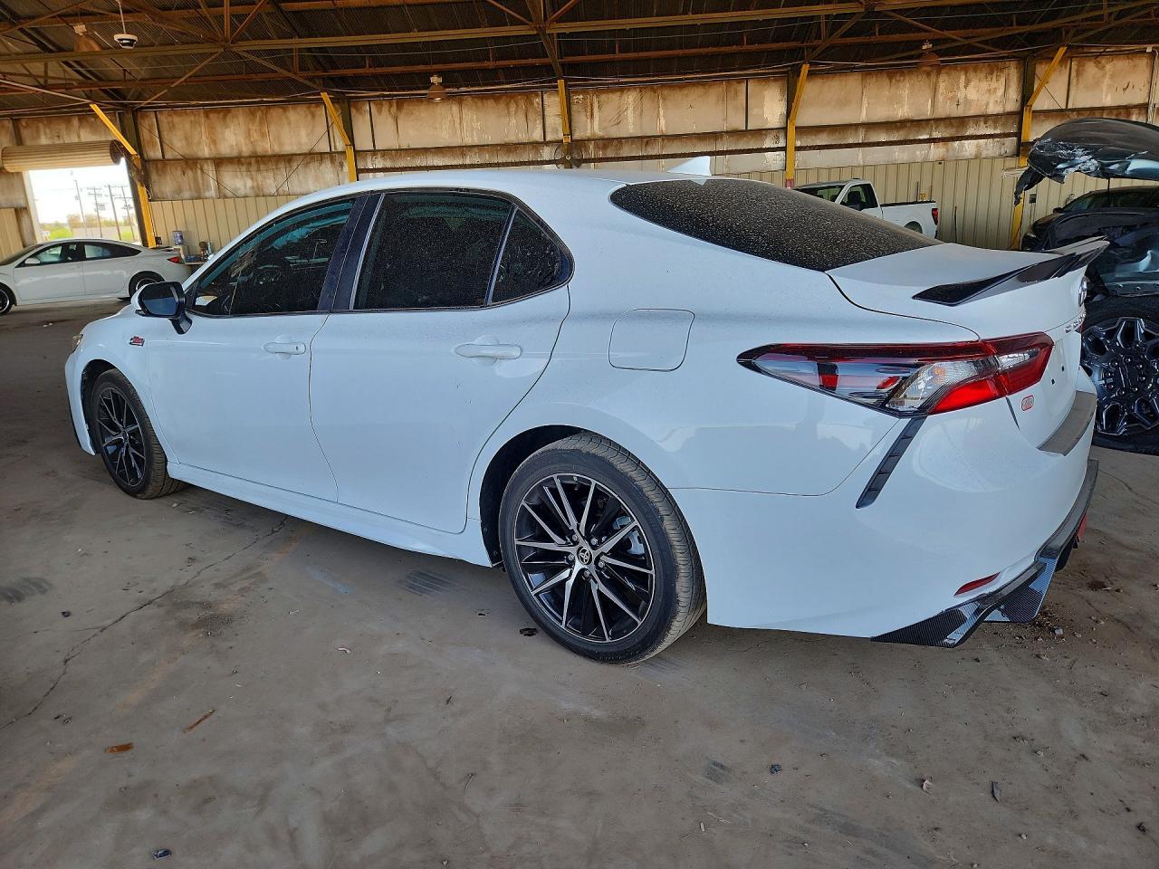 2022 Toyota Camry Se - Image 2