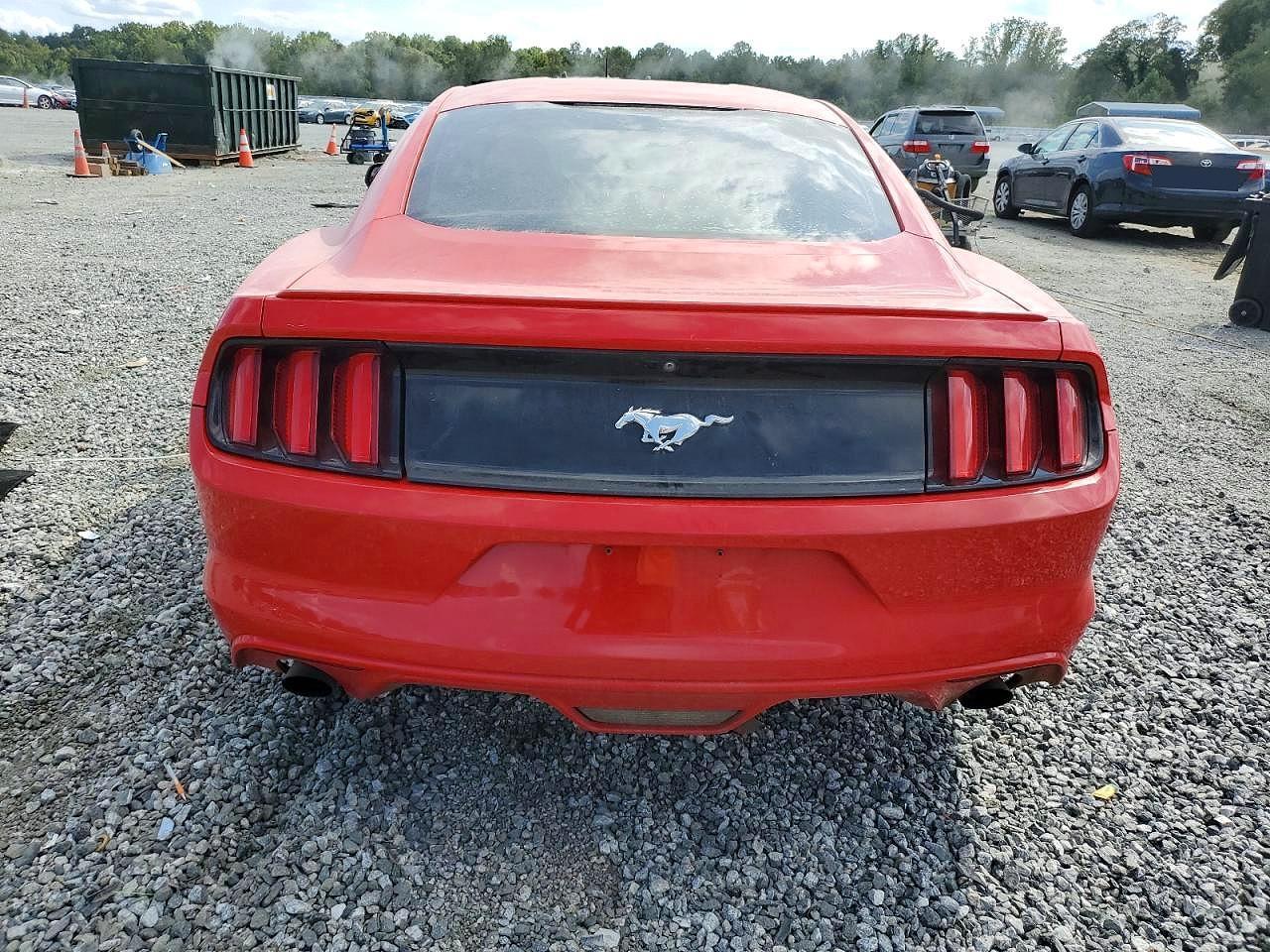 2016 Ford Mustang - Image 6