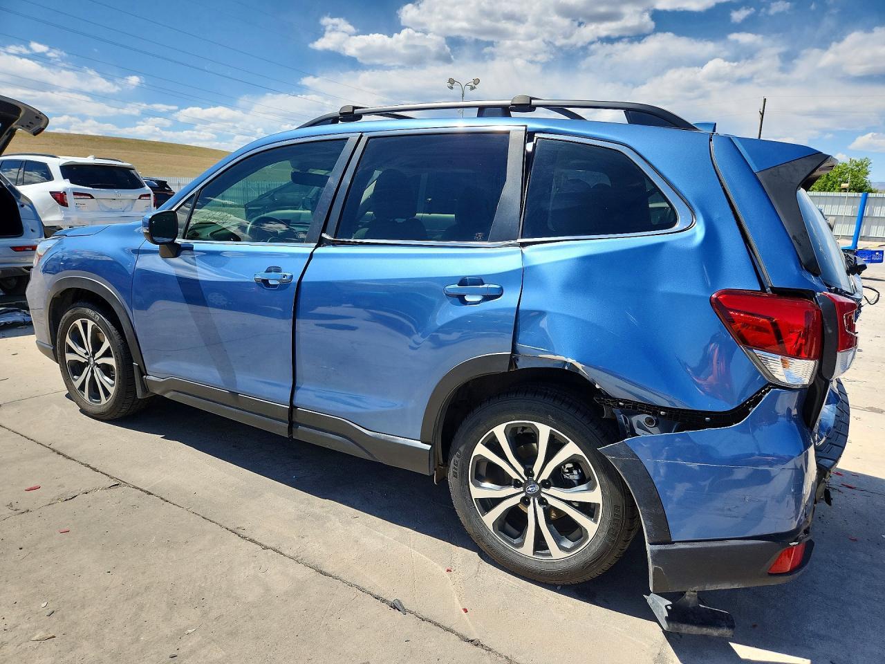 2019 Subaru Forester Limited - Фото 2