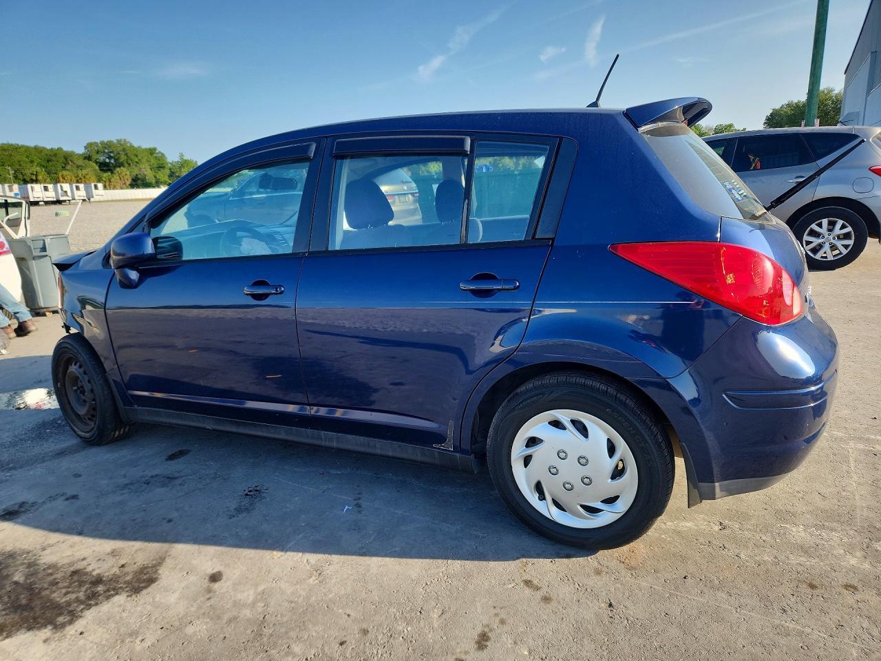 2008 Nissan Versa 1.8 S - Фото 2