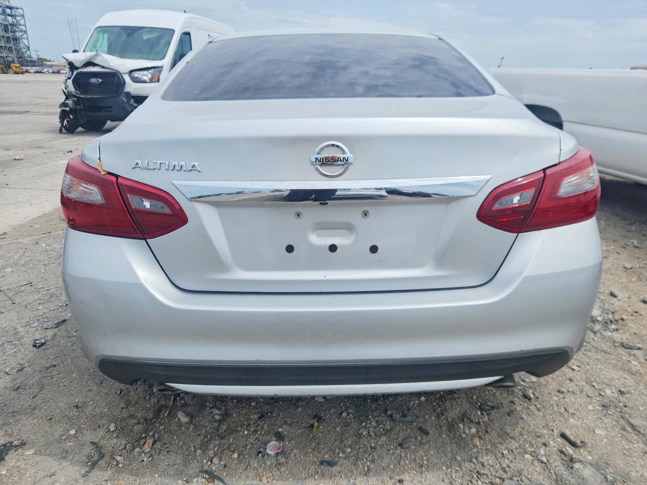 2018 Nissan Altima 2.5 S - Фото 6