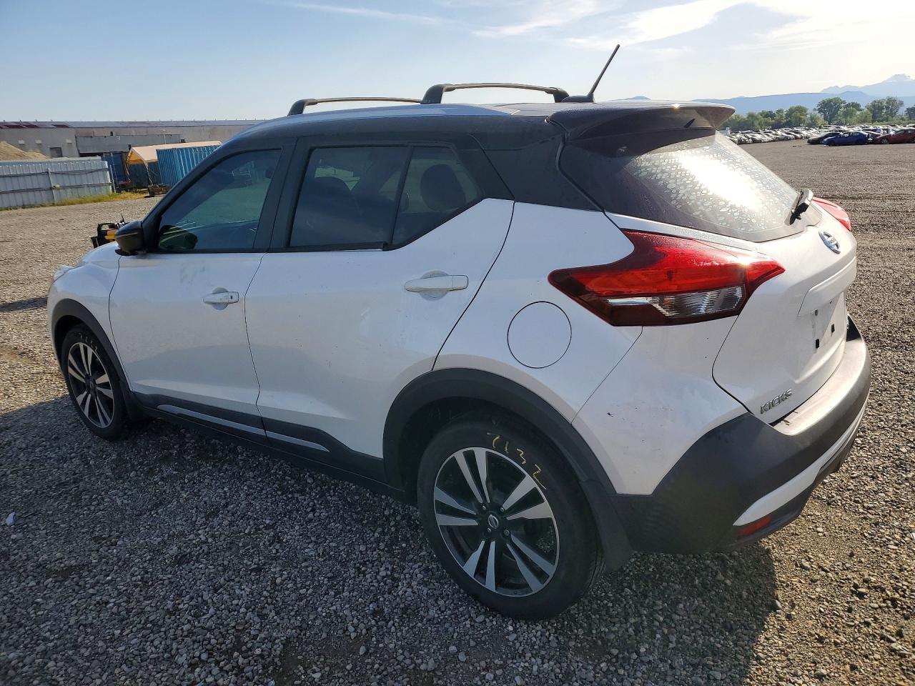 2019 Nissan Kicks Sr - Фото 2