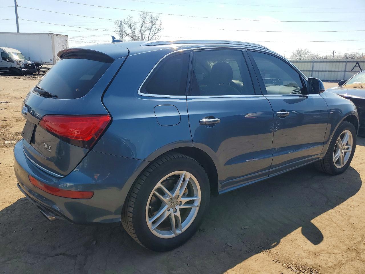 2015 Audi Q5 Premium Plus - Image 3