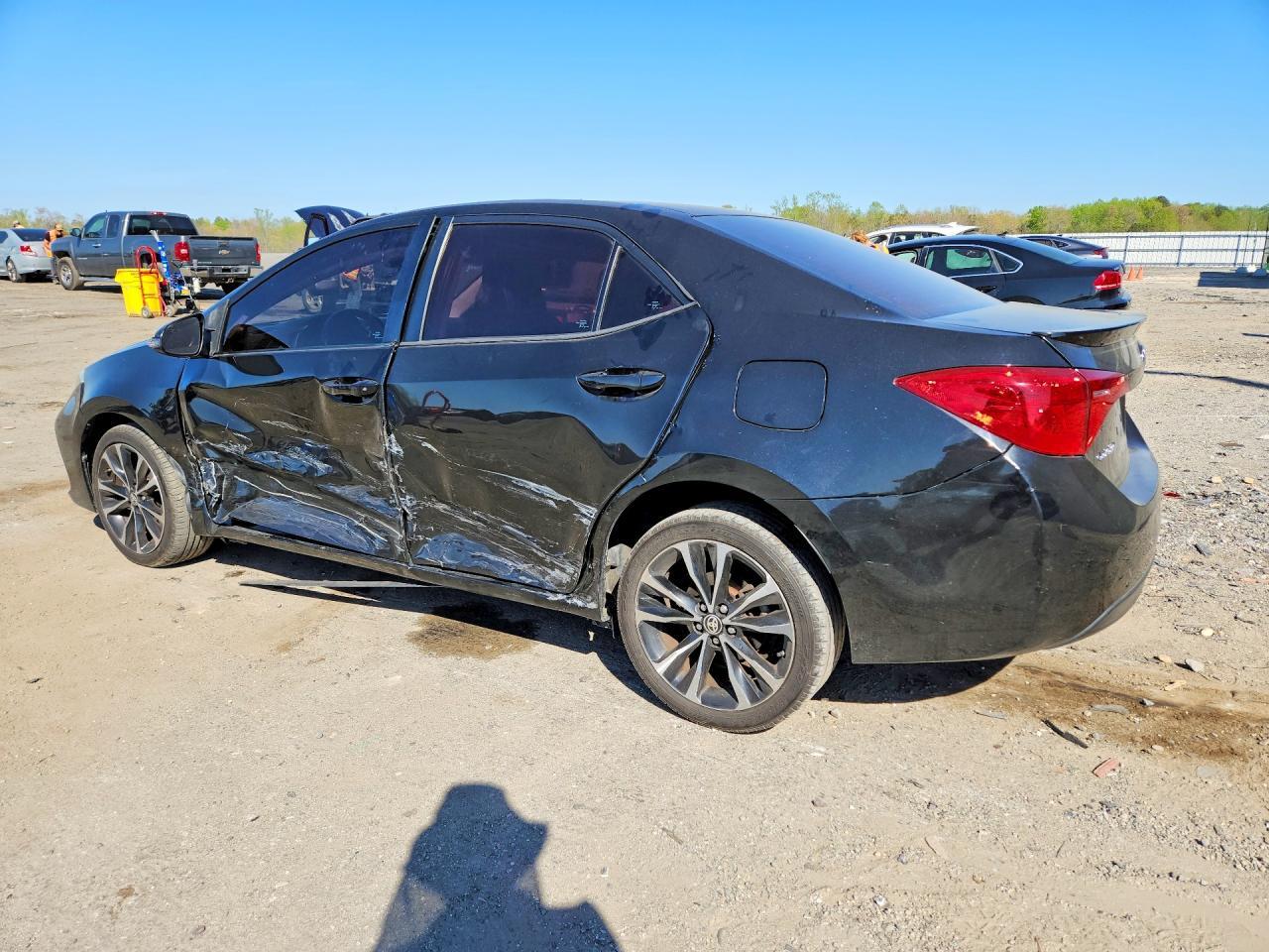 2019 Toyota Corolla Se - Image 2