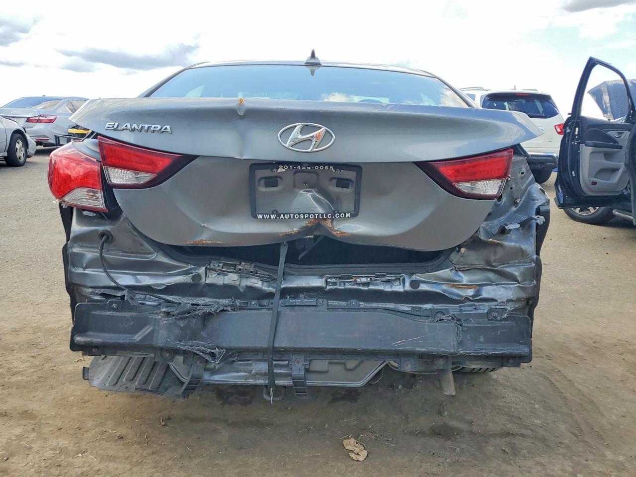 2016 Hyundai Elantra Value Edition - Фото 6