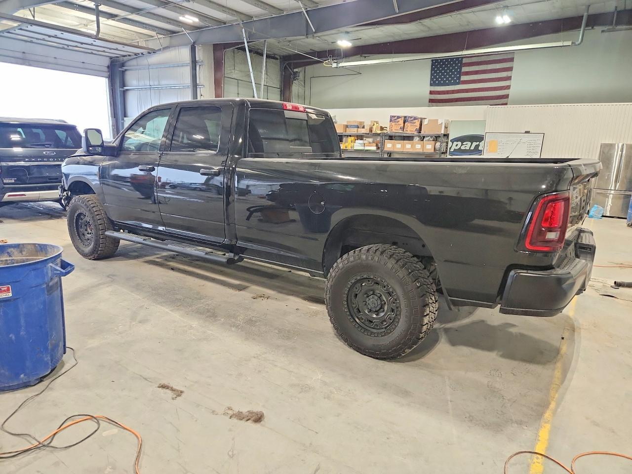 2025 Ram 2500 Tradesman - Фото 2