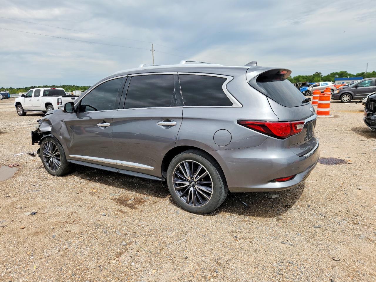 2019 Infiniti Qx60 Luxe - Image 2