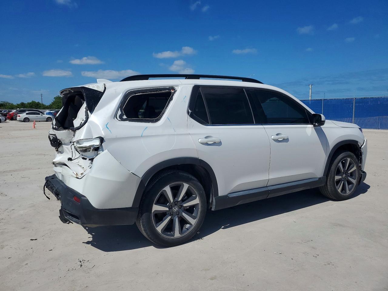 2024 Honda Pilot Touring - Фото 3