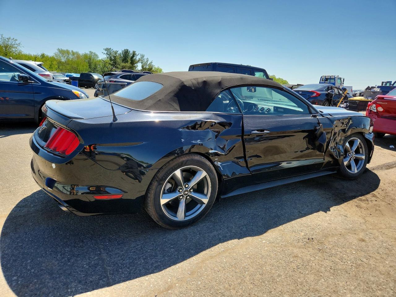 2015 Ford Mustang - Image 3