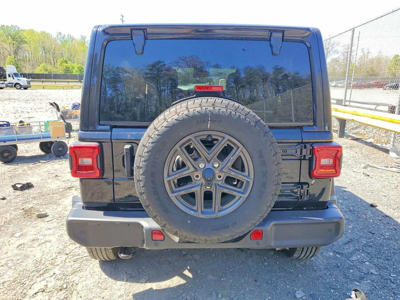 2024 Jeep Wrangler Sport - Фото 6