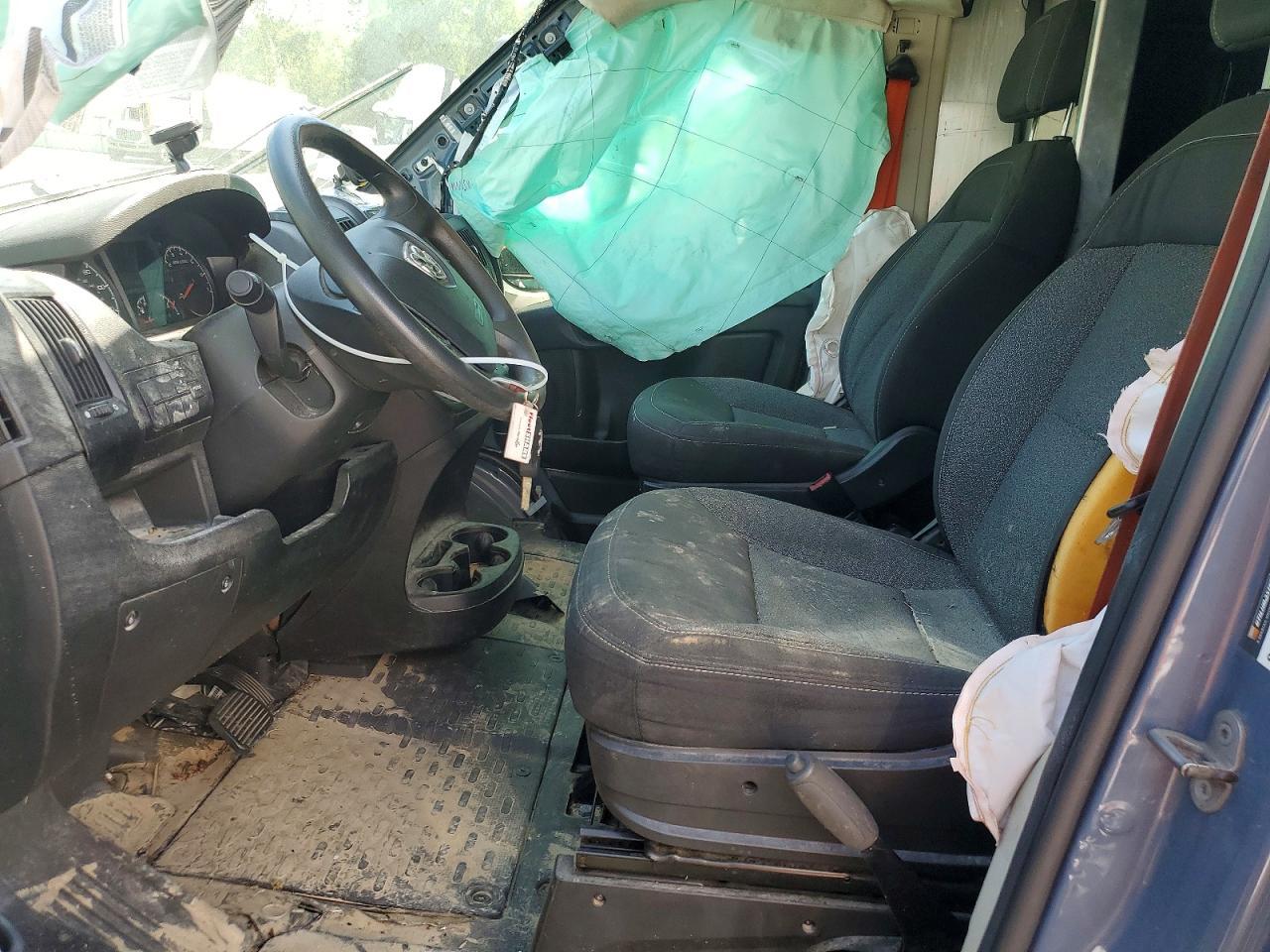 2020 Ram Promaster 3500 Delivery Van - Фото 7