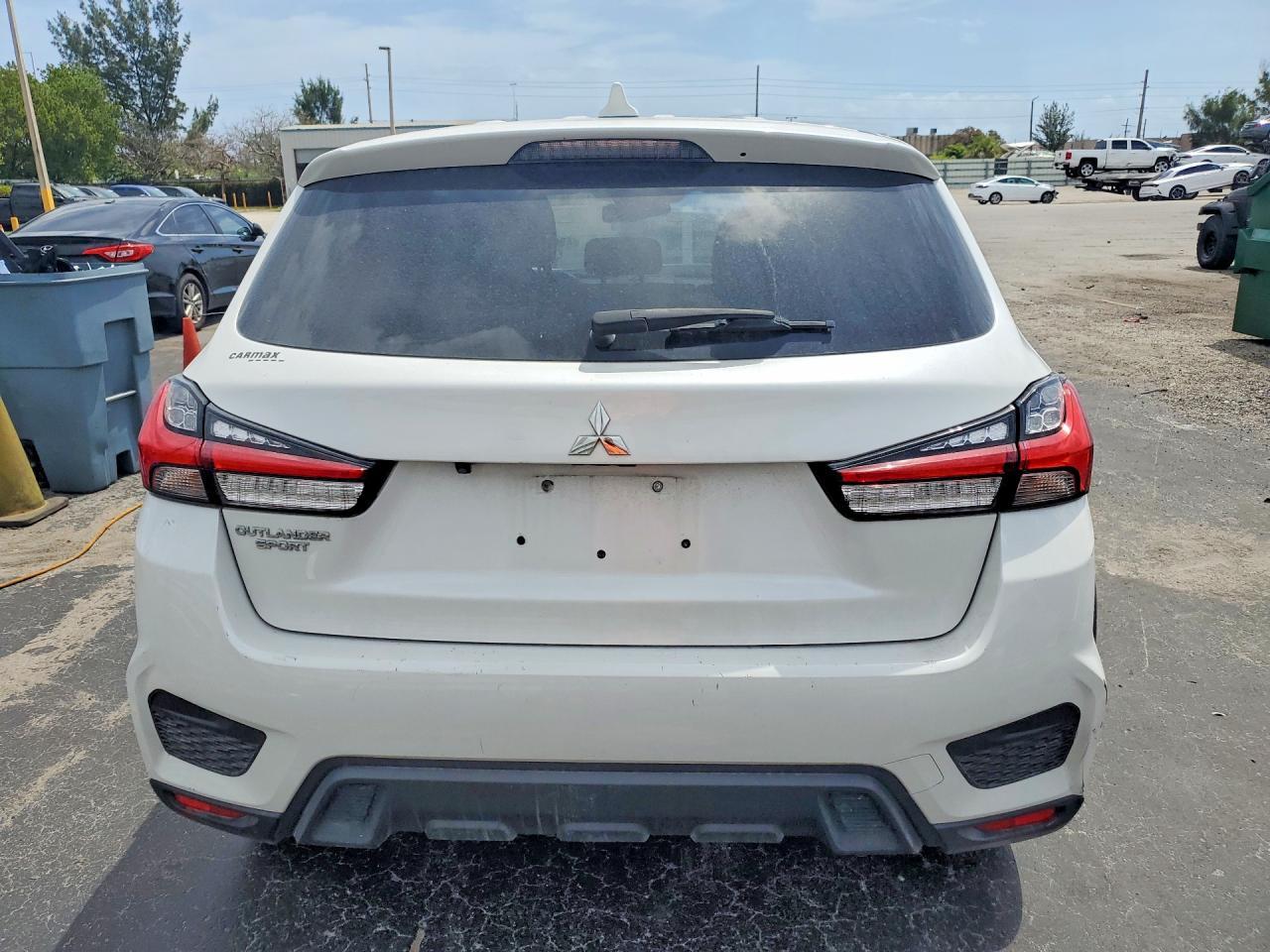 2021 Mitsubishi Outlander Sport Es - Image 6