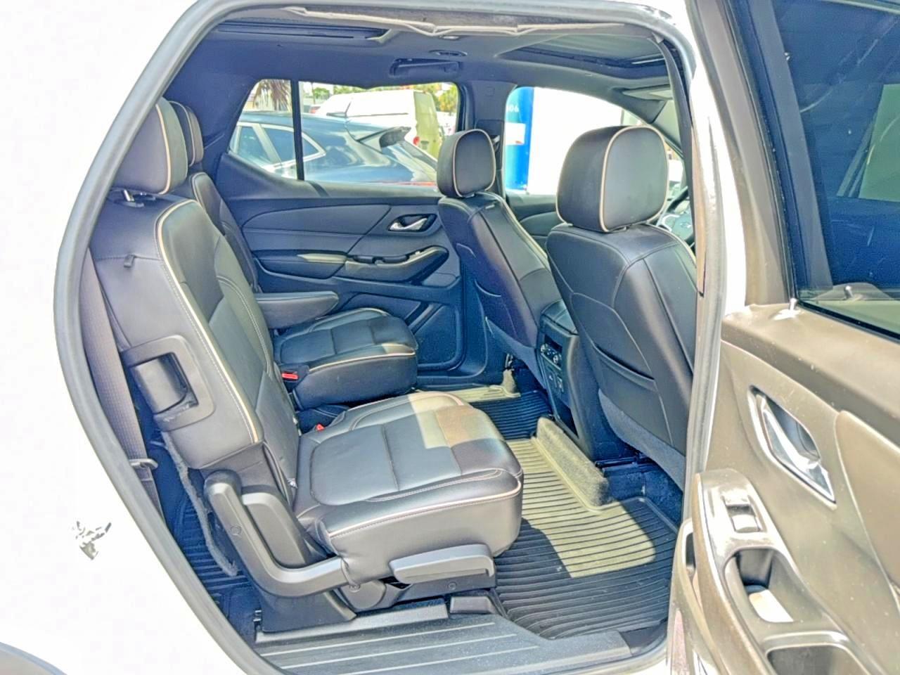 2023 Chevrolet Traverse Premier - Фото 6