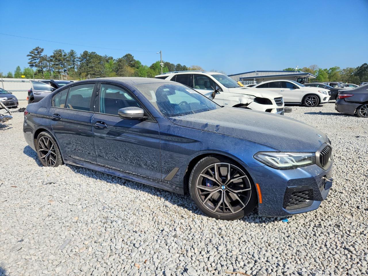 2023 BMW M550Xi - Фото 4
