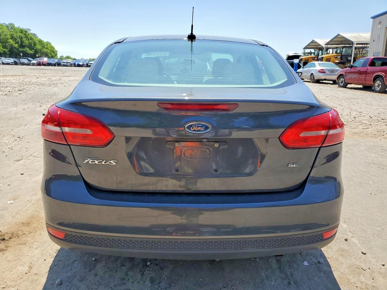 2015 Ford Focus Se - Фото 6