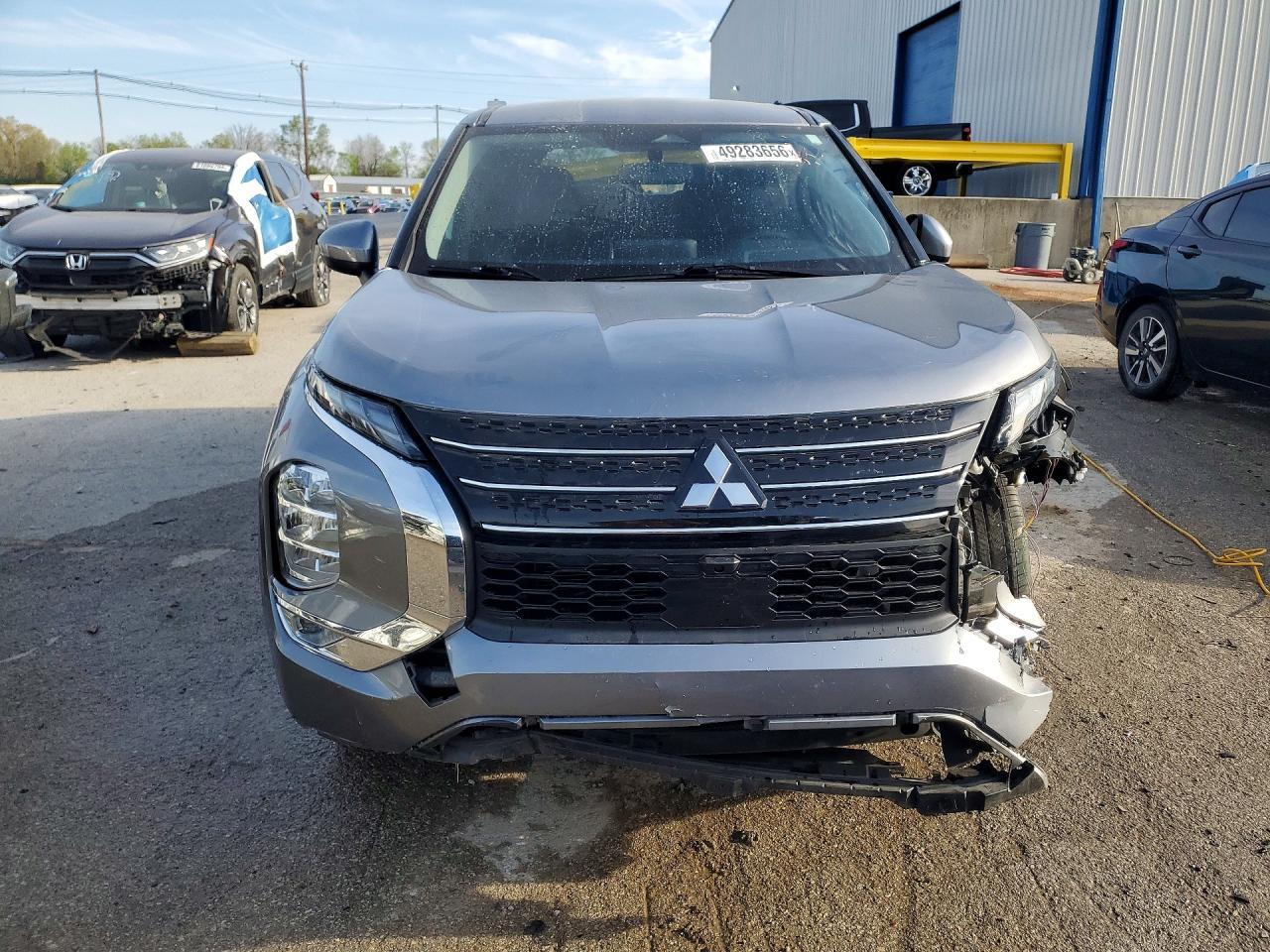2023 Mitsubishi Outlander Se - Фото 5