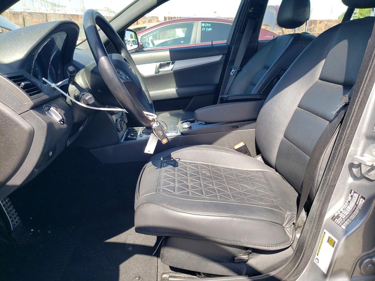 2009 Mercedes-Benz C 300 - Фото 7