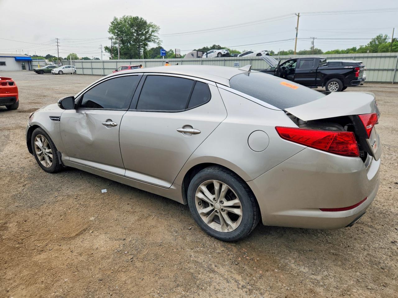 2013 Kia Optima Ex - Image 2