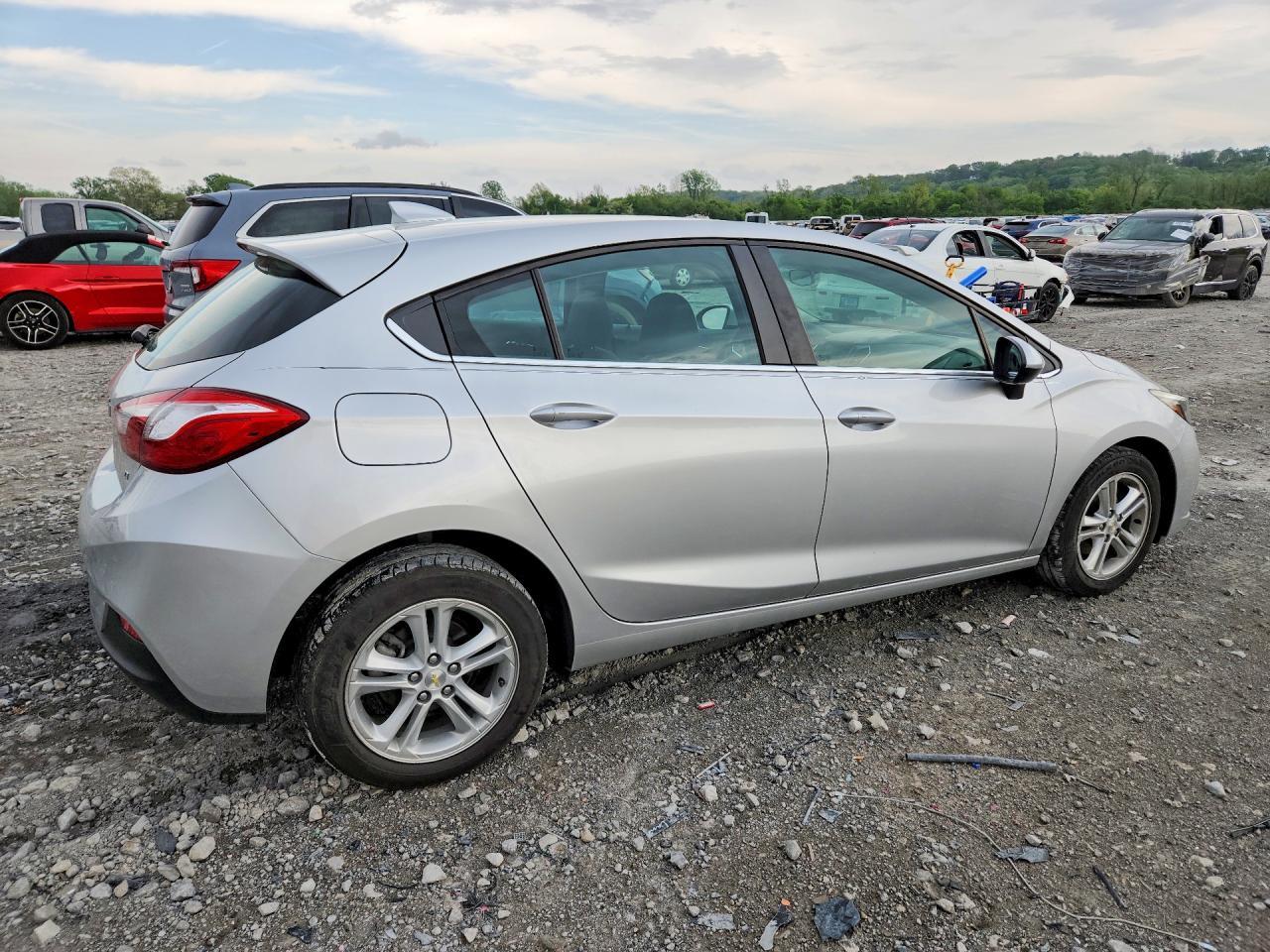 2018 Chevrolet Cruze Lt - Фото 3