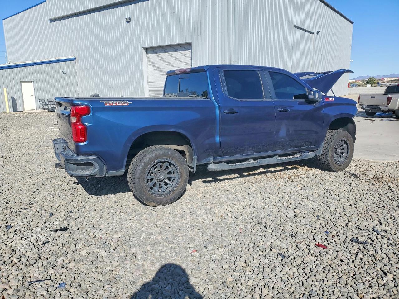 2020 Chevrolet Silverado K1500 Lt Trail Boss - Фото 3