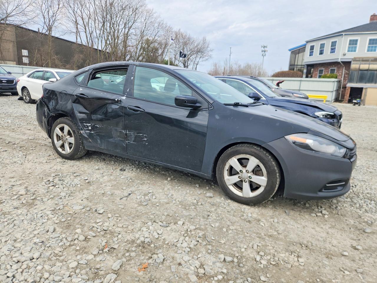 2015 Dodge Dart Sxt - Image 4