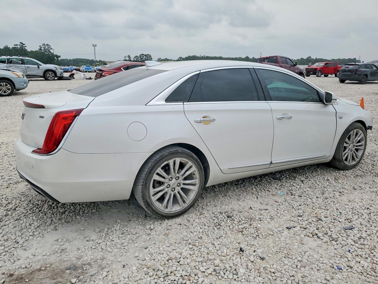 2018 Cadillac Xts Luxury - Фото 3