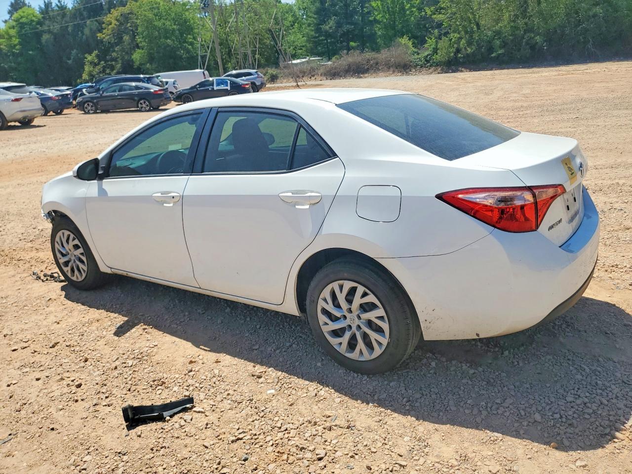 2019 Toyota Corolla Le - Фото 2