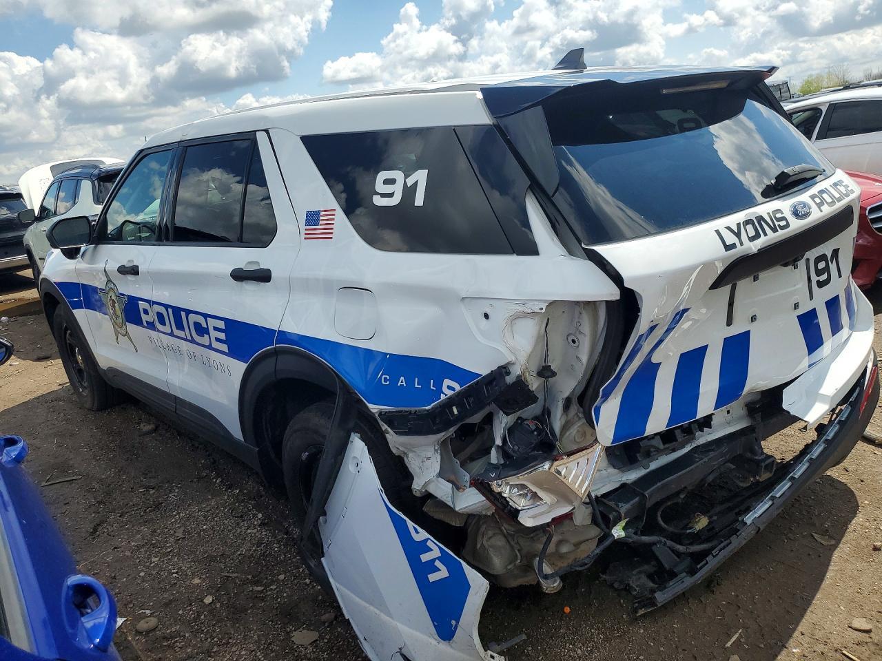 2022 Ford Explorer Police Interceptor - Image 2