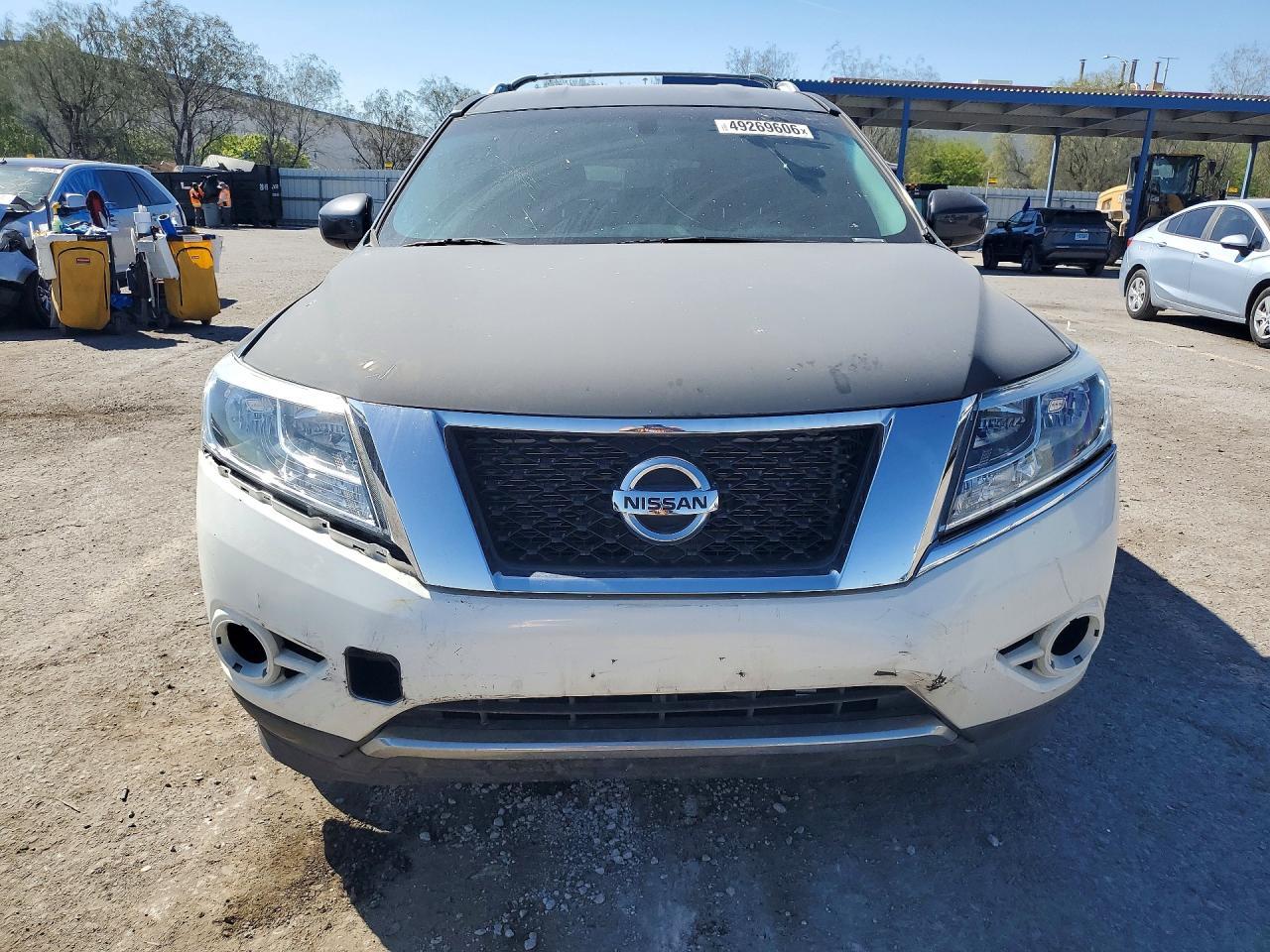 2014 Nissan Pathfinder - Image 5