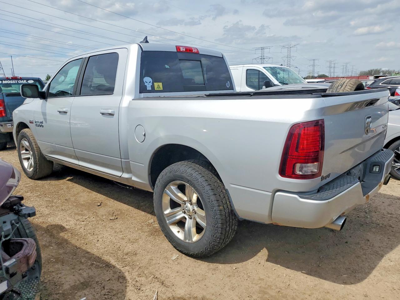 2015 Ram 1500 Sport - Фото 2