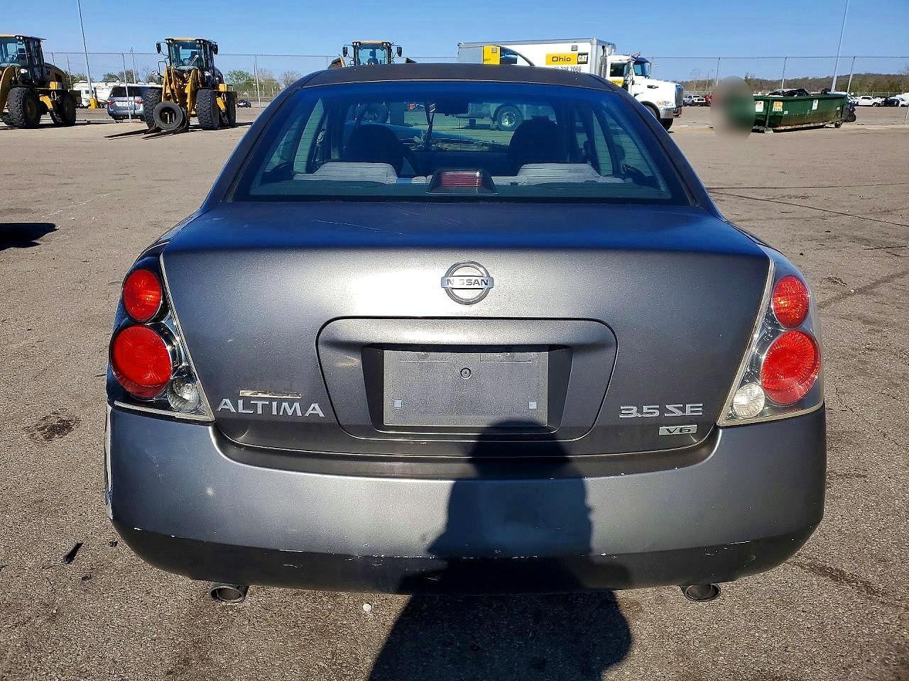 2006 Nissan Altima 3.5 Se - Фото 6