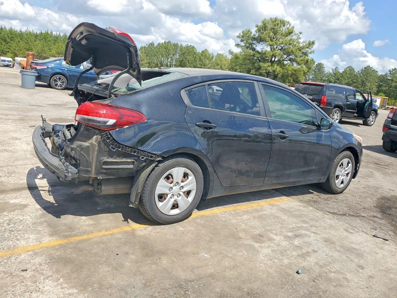 2017 Kia Forte Lx - Фото 3