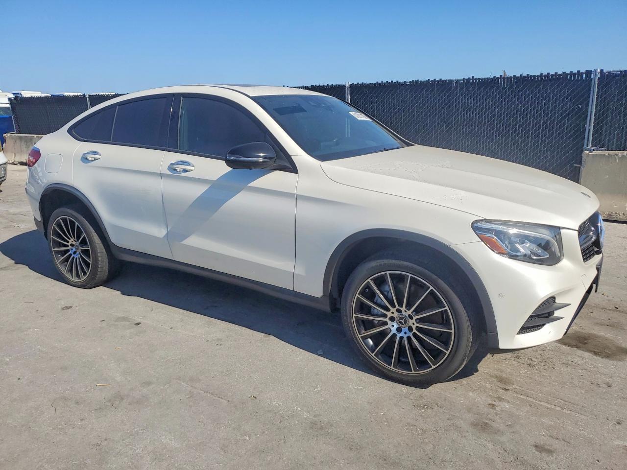 2019 Mercedes-Benz Glc Coupe 300 4Matic - Фото 4