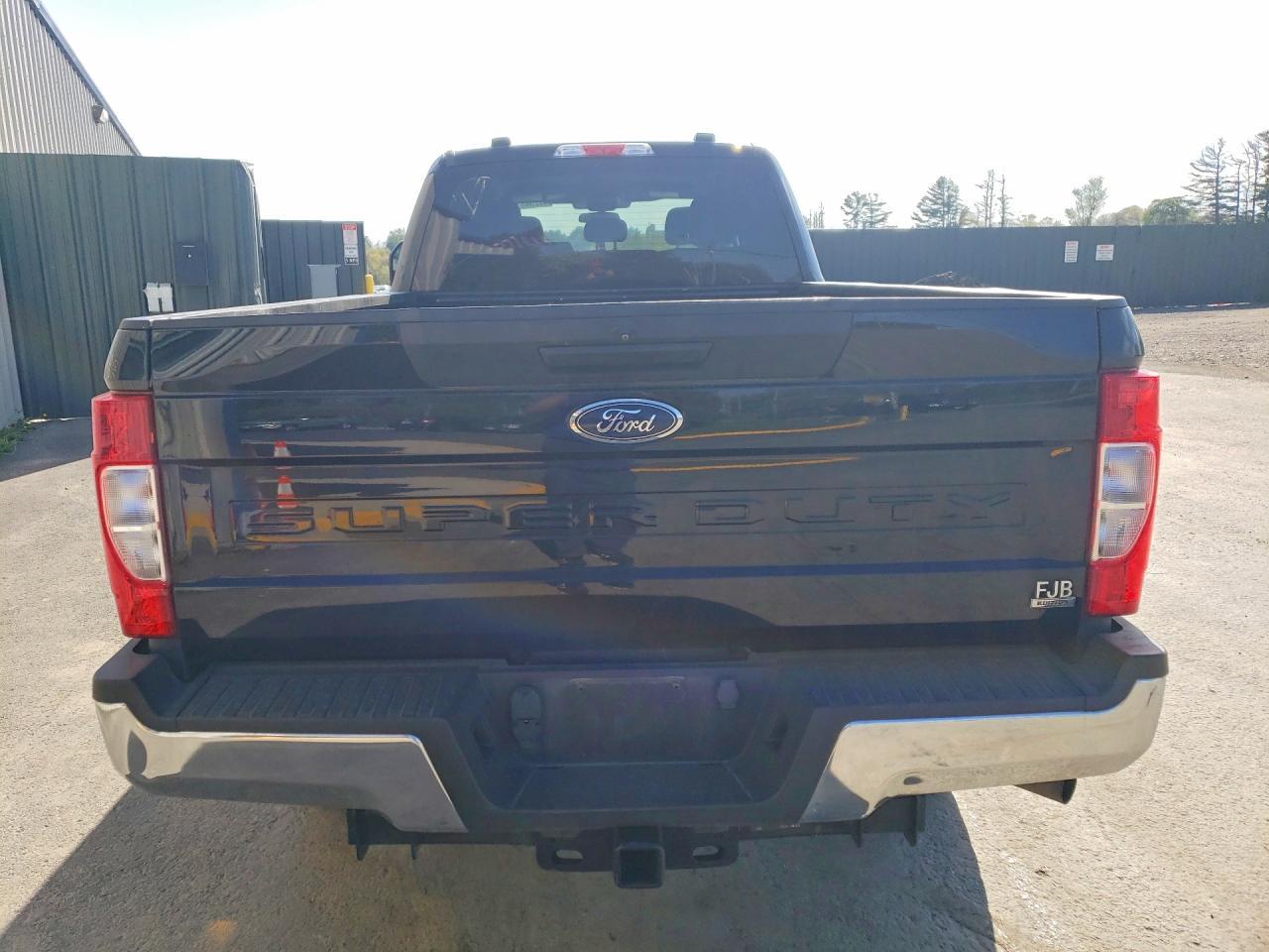 2021 Ford F250 Super Duty - Фото 6