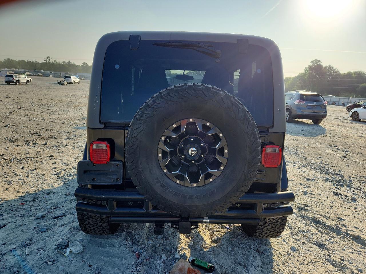 2003 Jeep Wrangler / Tj Sahara - Фото 6