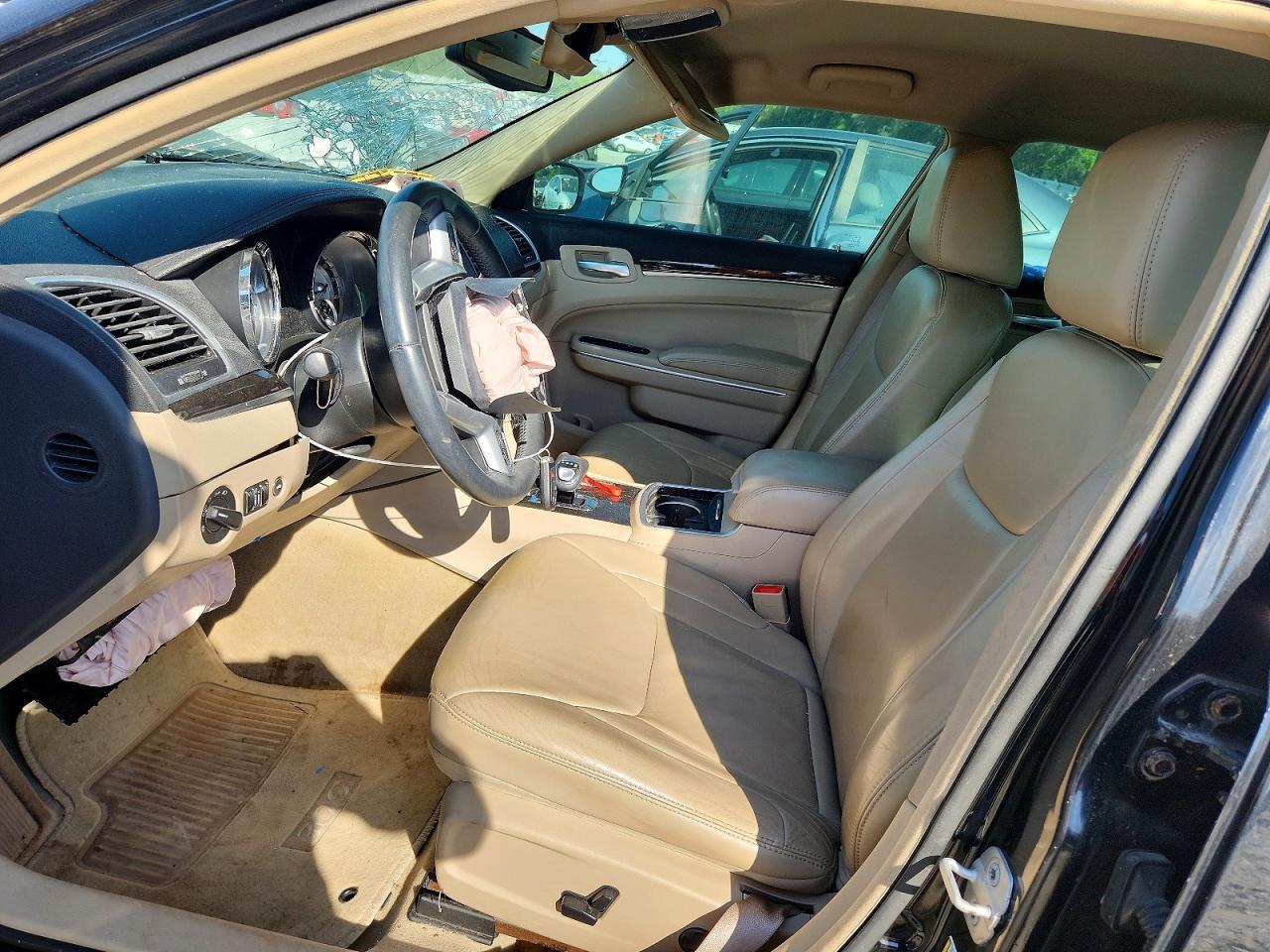 2014 Chrysler 300 - Фото 7