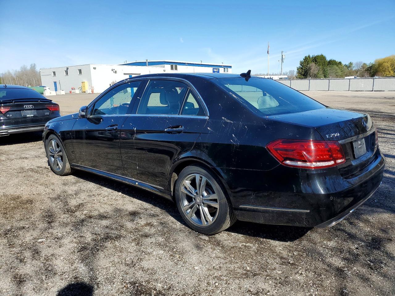2014 Mercedes-Benz E 250 Bluetec - Image 2