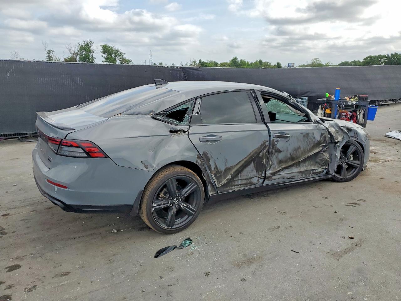 2023 Honda Accord Hybrid Sport-L - Фото 3